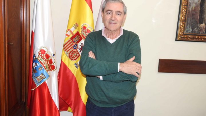 Andrés Ruiz Moya, alcalde de Suances: «La rehabilitación del Palacio Jaime del Amo y el Plan de Sostenibilidad Turística son dos de los grandes proyectos de esta legislatura”