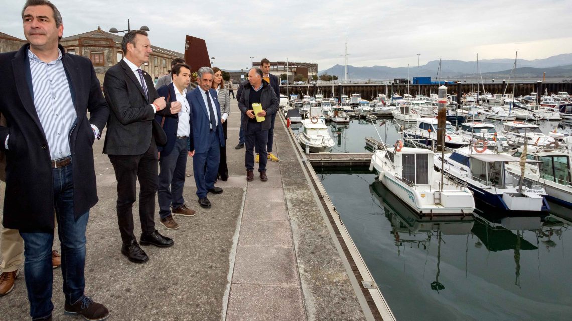 El puerto de Santoña verá mejorados sus pantalanes y dispondrá de un nuevo vial de salida