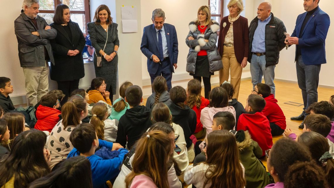 Revilla dice que Cantabria es una de las comunidades «mejor preparadas» pese a ser un territorio de «alto riesgo»